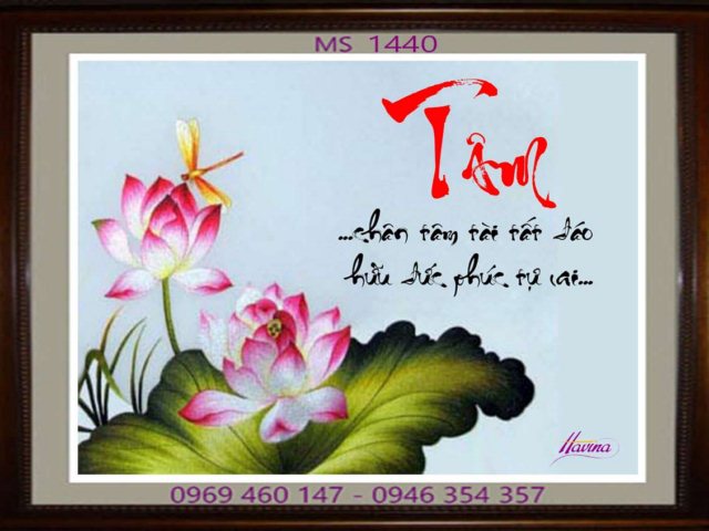 Tranh thêu chữ tâm hoa sen