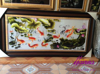 Chị Hồng Anh mua bức tranh thêu cá chép hoa sen ms 06